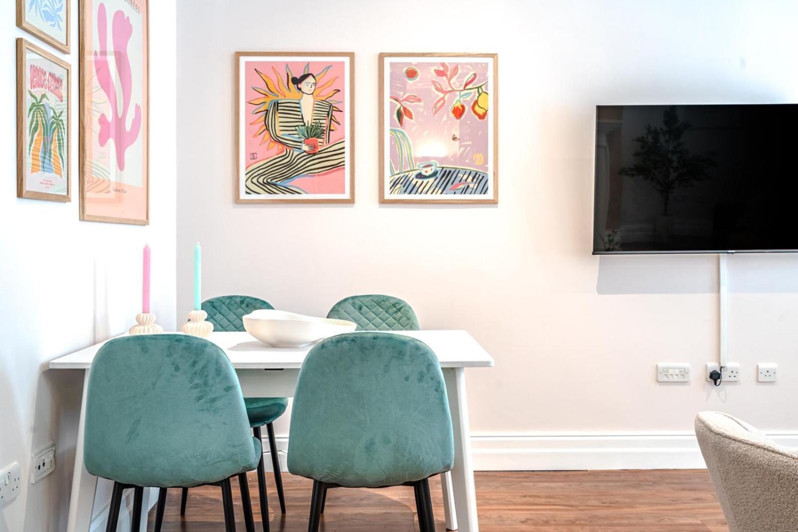 Be London - The Soho Residences Екстериор снимка